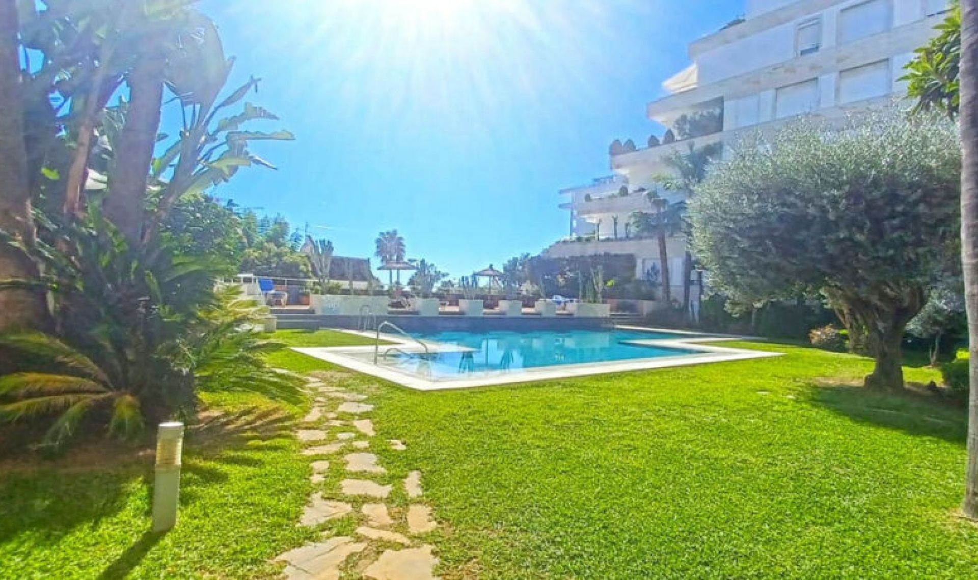 Resale - Apartment -
Marbella