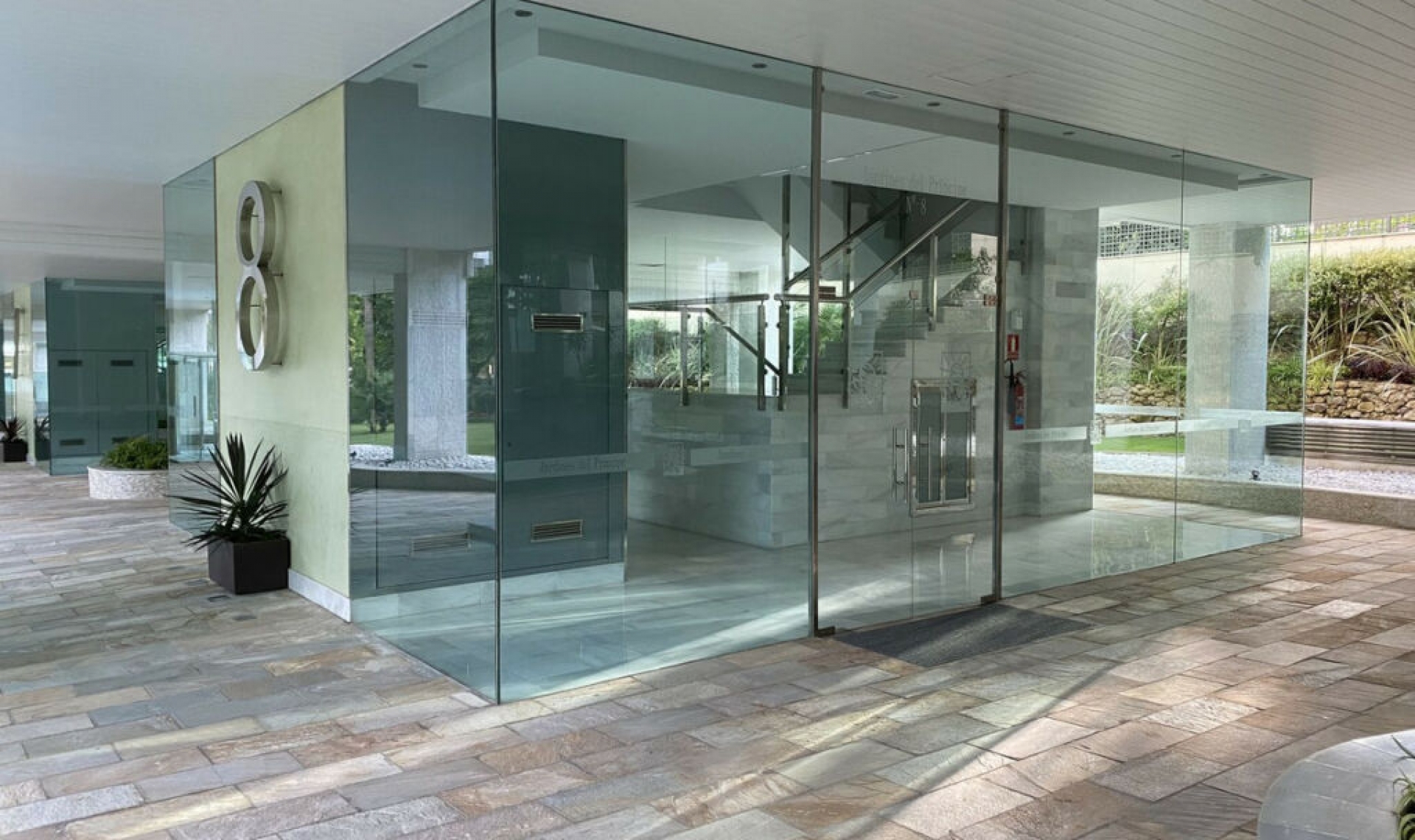 Resale - Apartment -
Marbella