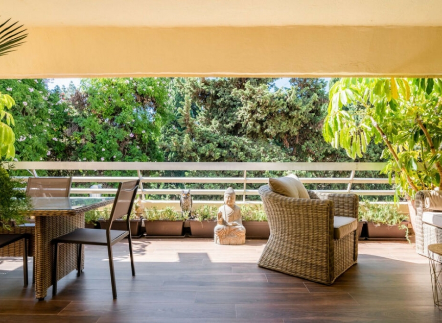 Resale - Apartment -
Marbella