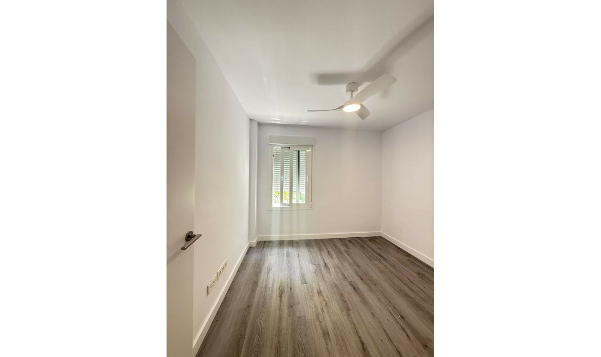 Resale - Apartment -
Marbella