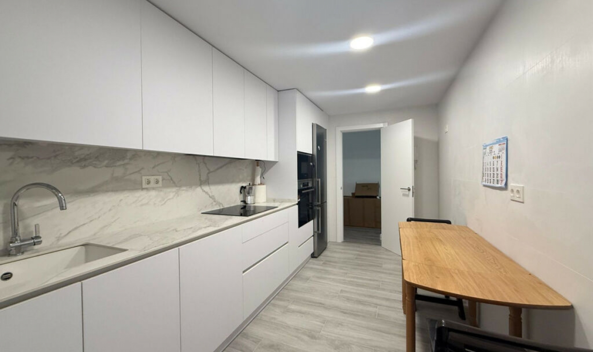 Resale - Apartment -
Marbella