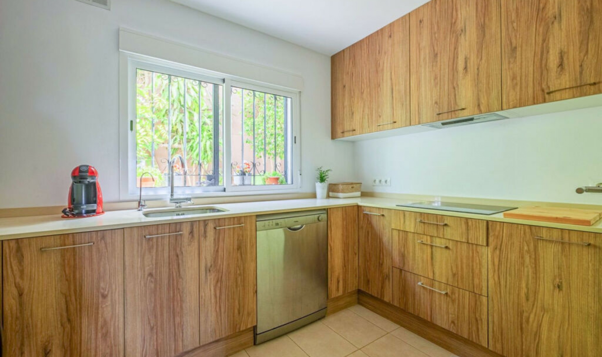 Resale - Apartment -
Marbella