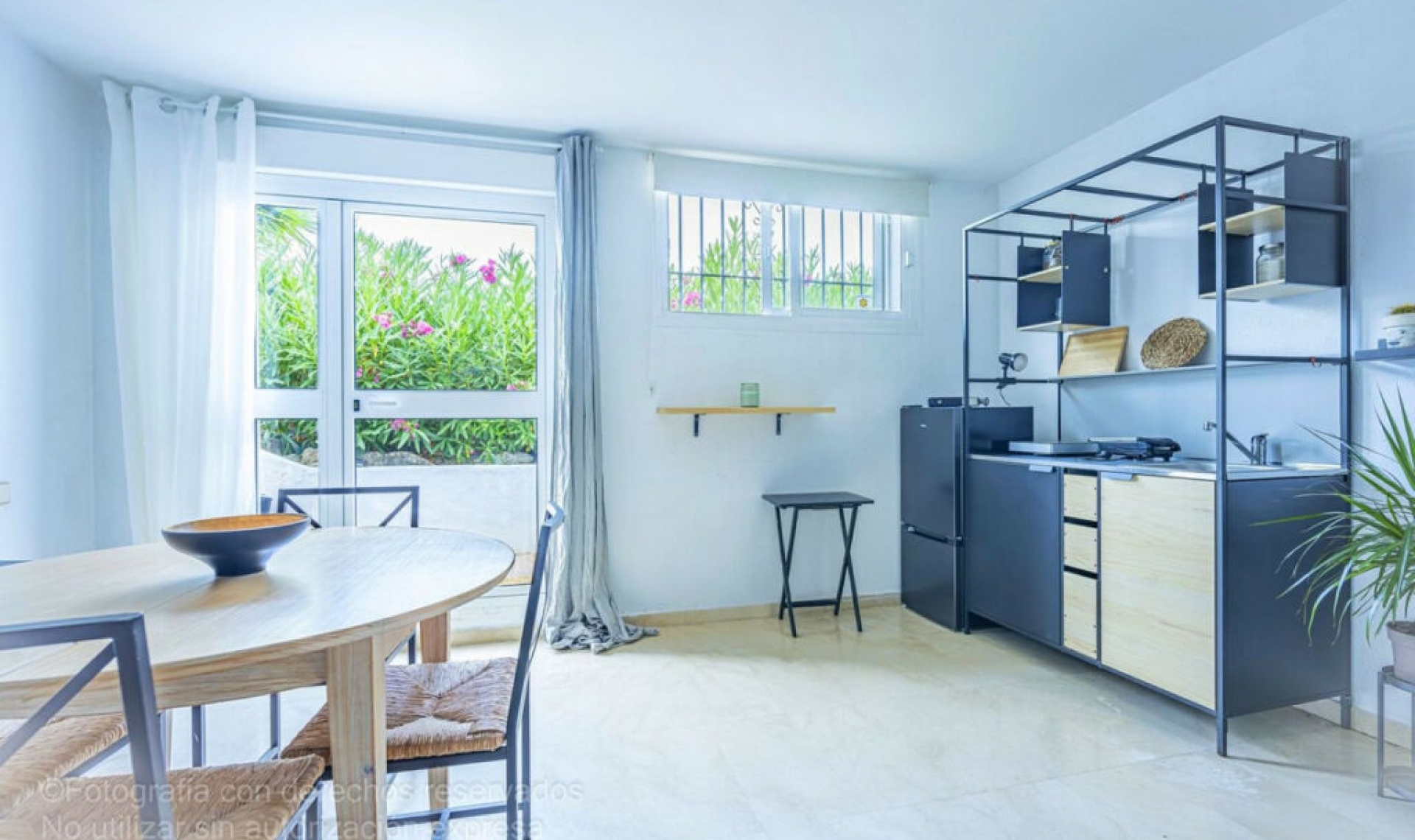 Resale - Apartment -
Marbella