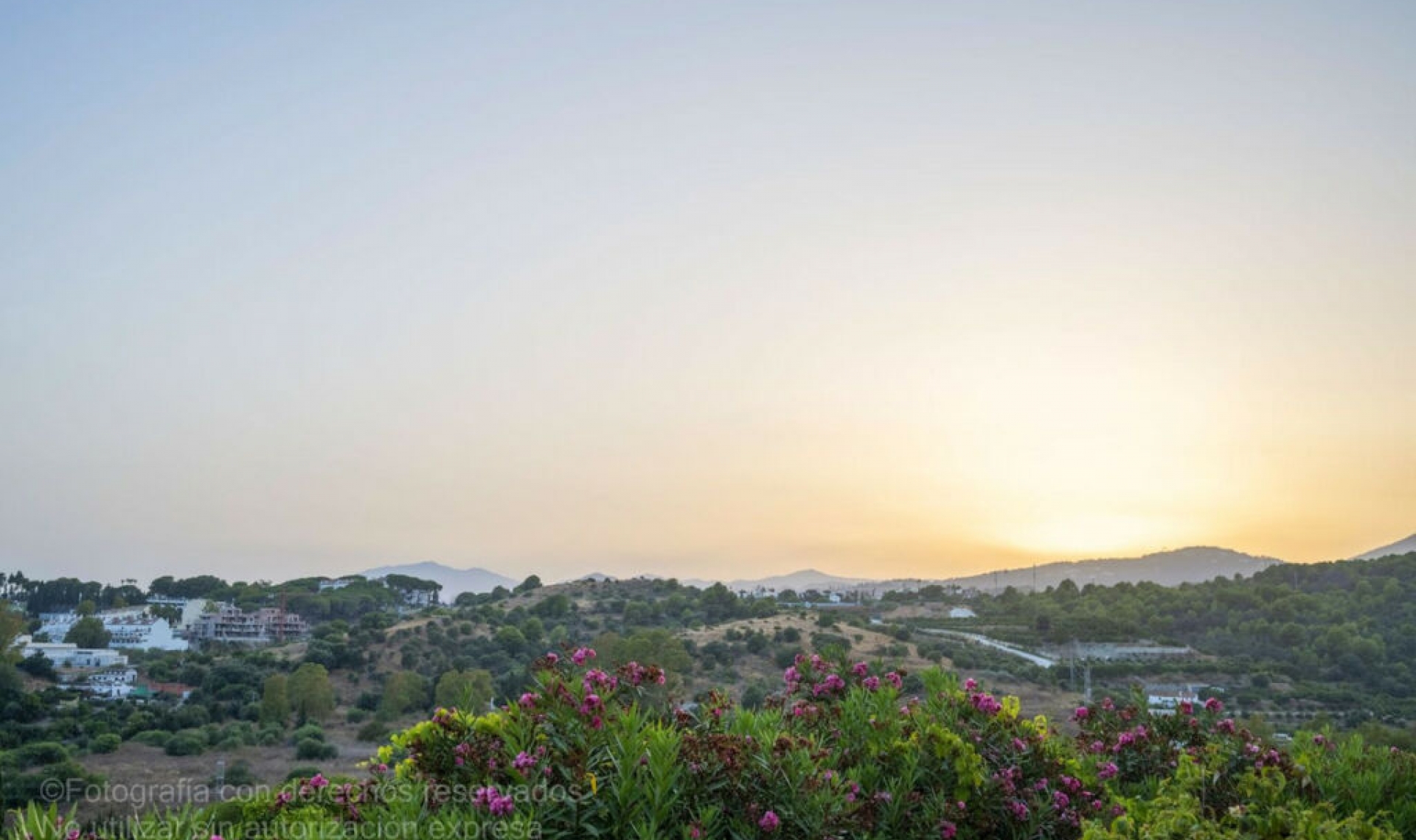 Resale - Apartment -
Marbella