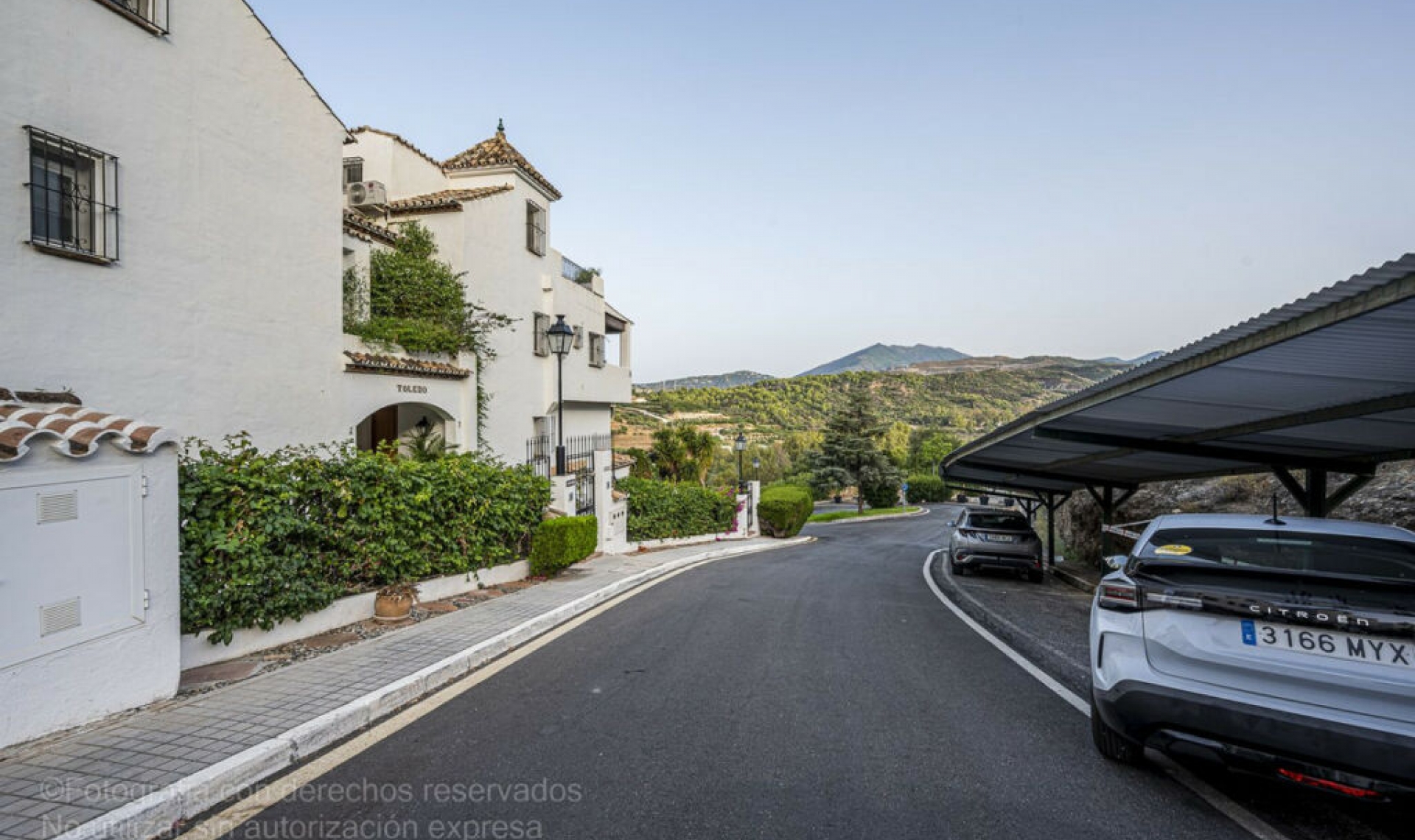 Resale - Apartment -
Marbella