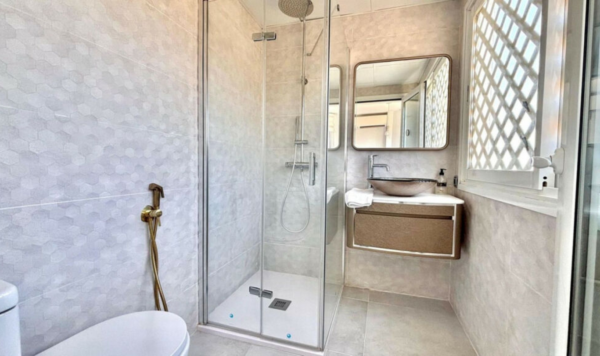 Resale - Apartment -
Marbella