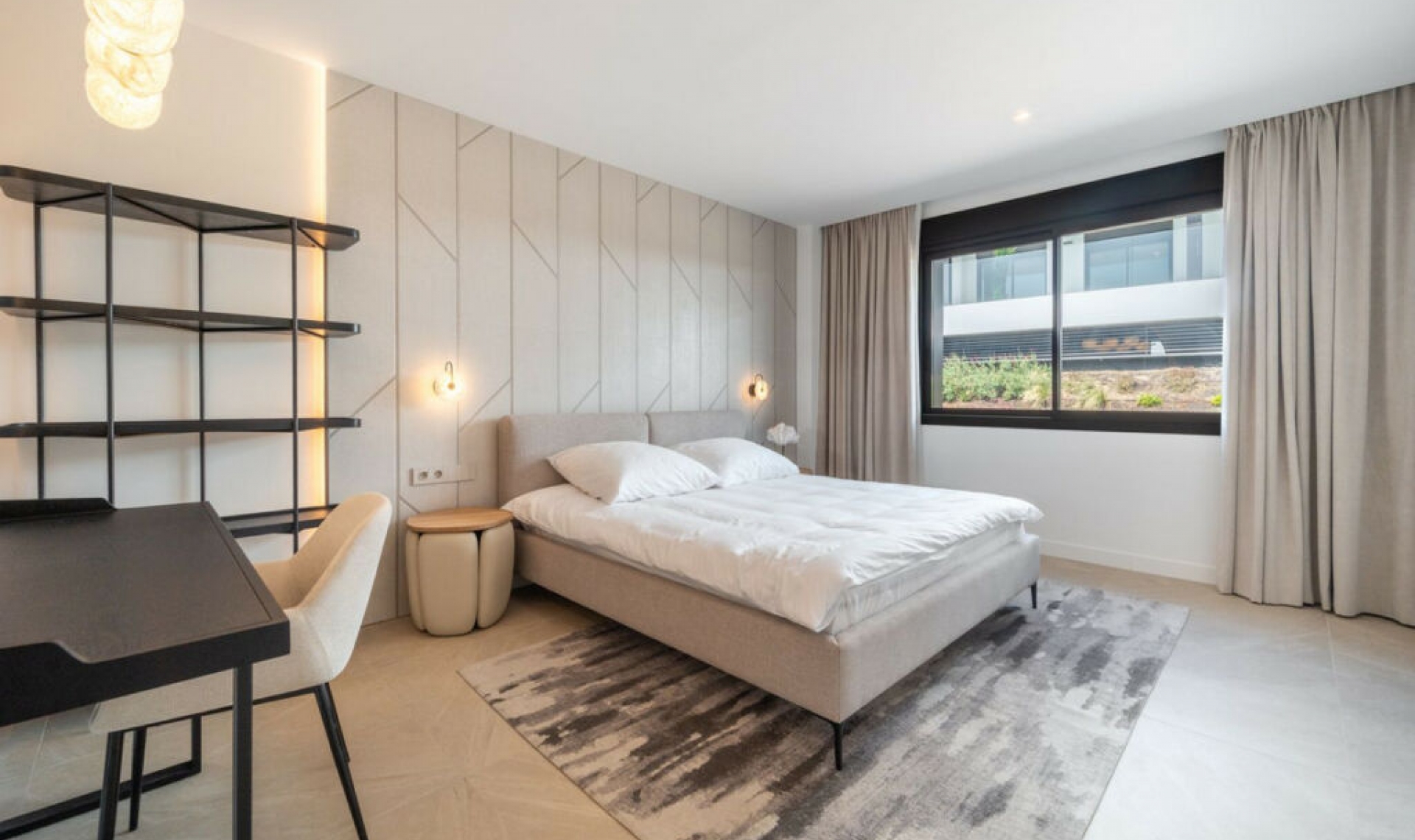 Resale - Apartment -
Marbella