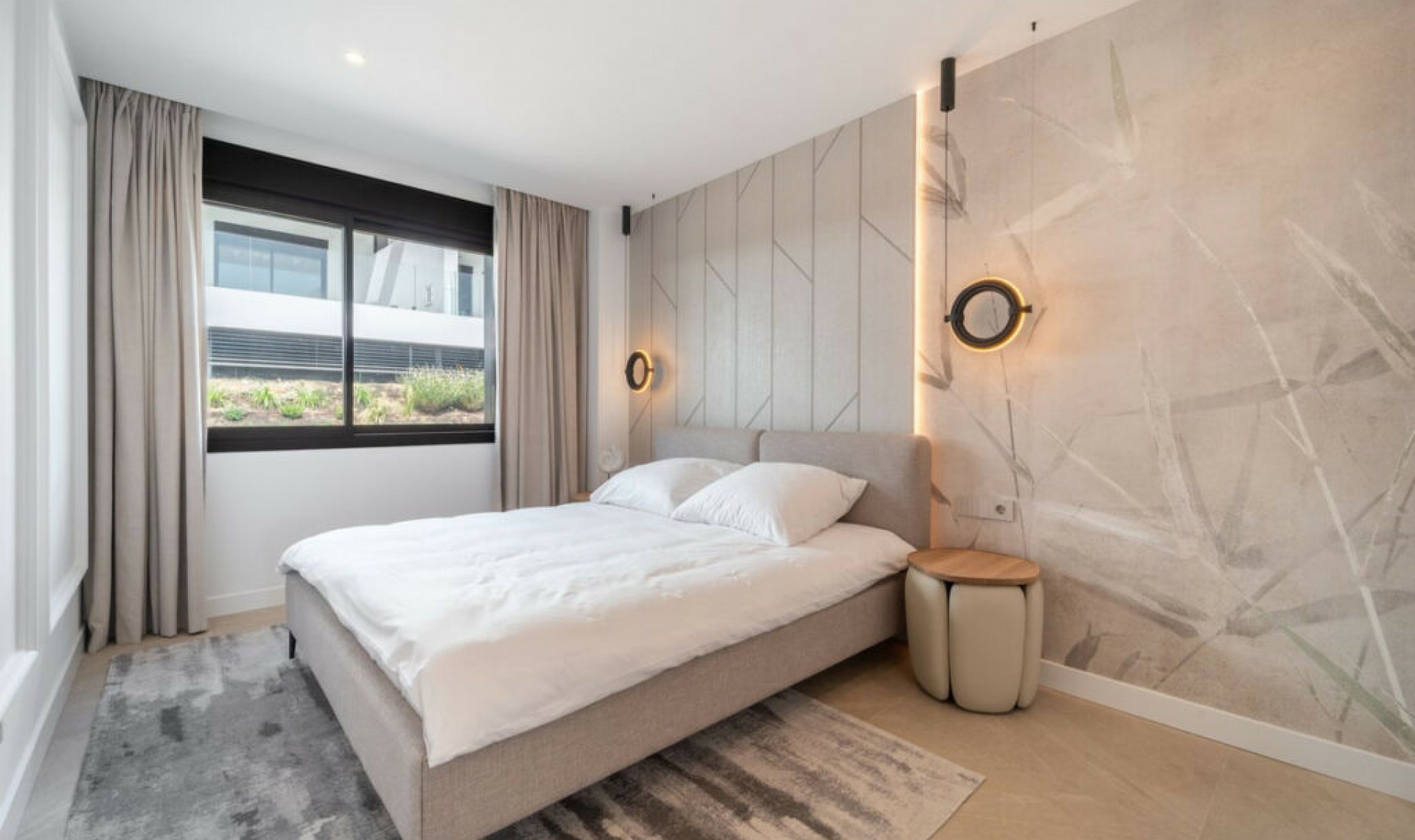 Resale - Apartment -
Marbella