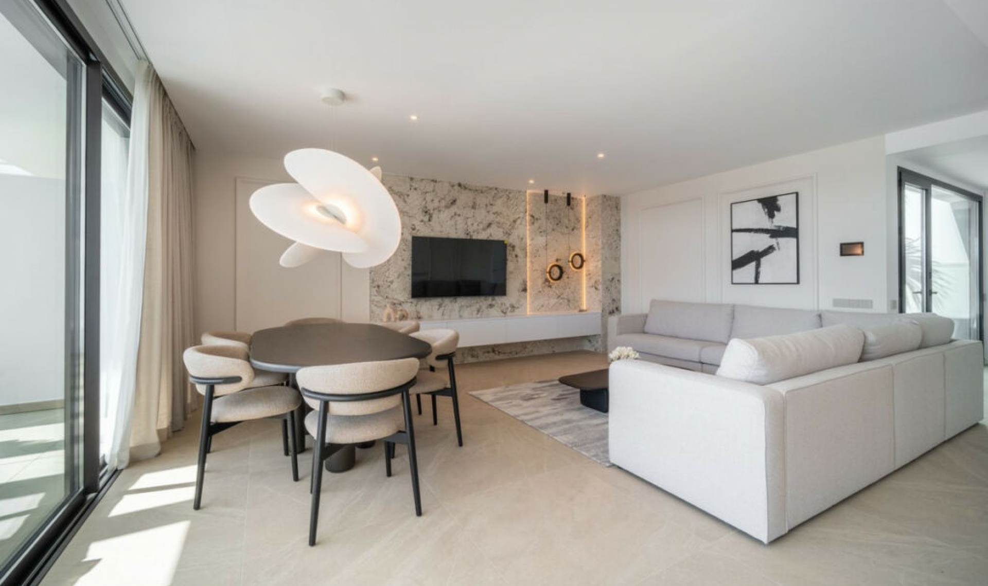 Resale - Apartment -
Marbella