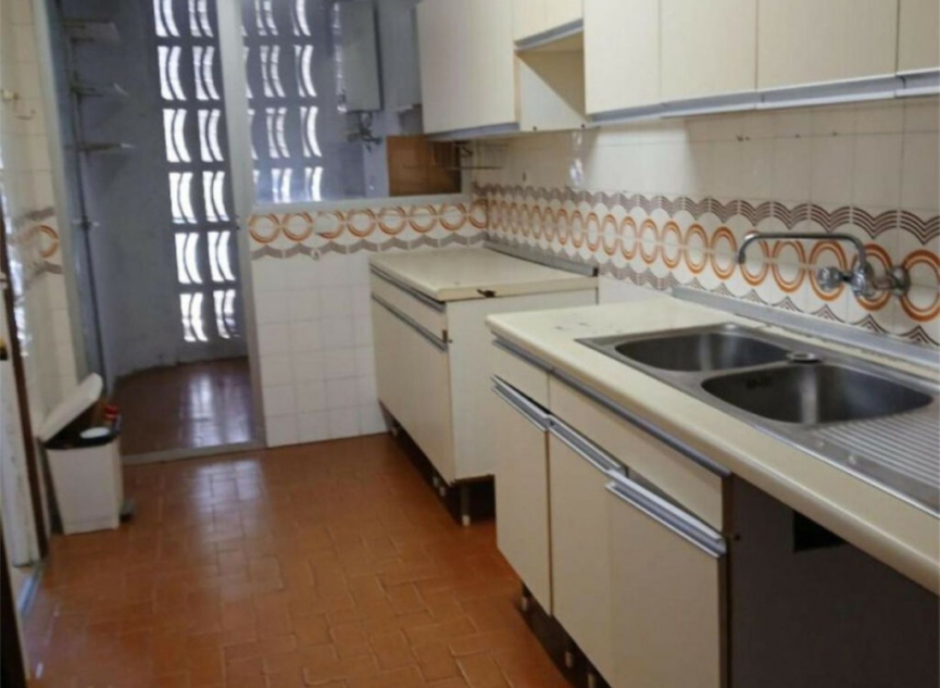Resale - Apartment -
Marbella
