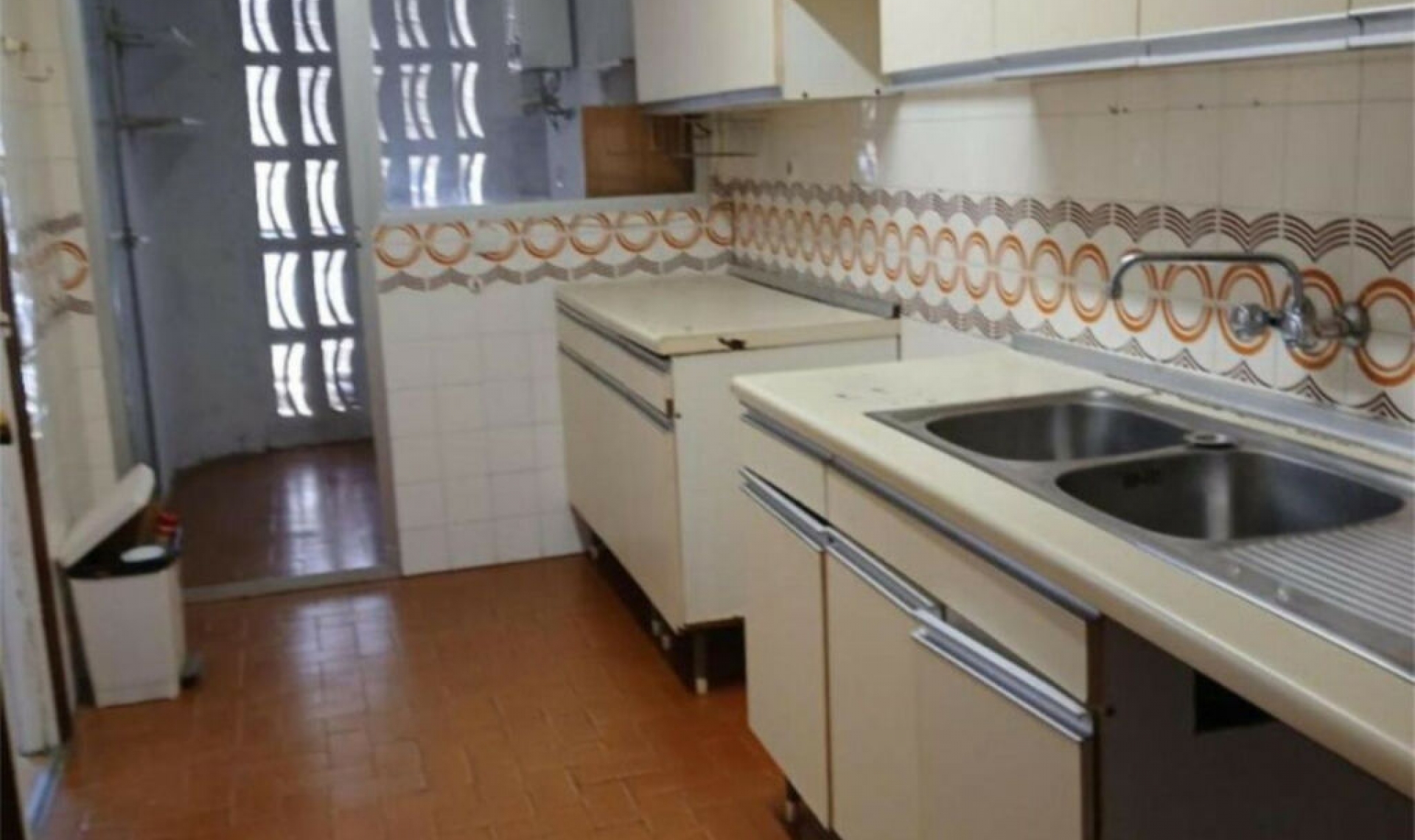 Resale - Apartment -
Marbella