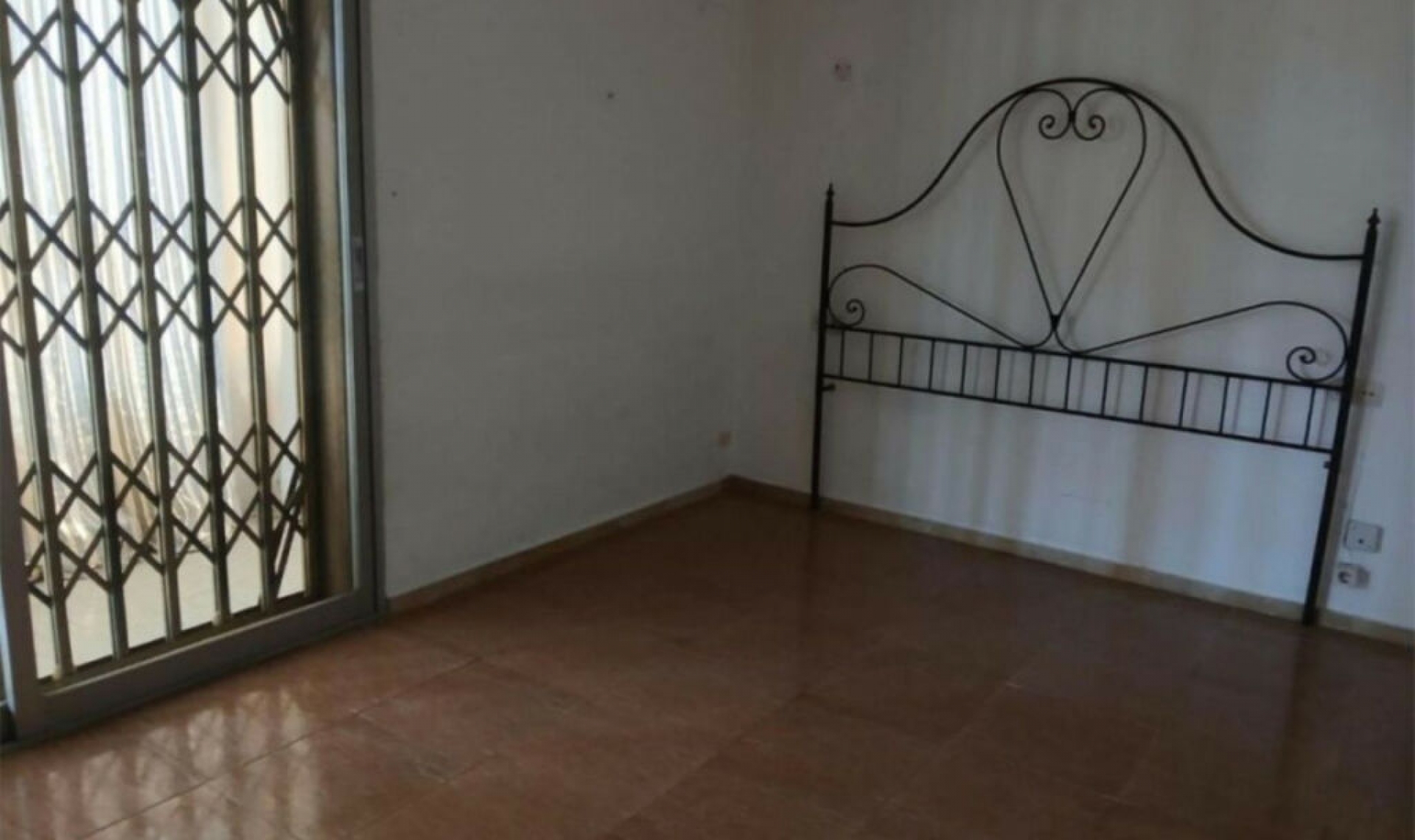 Resale - Apartment -
Marbella