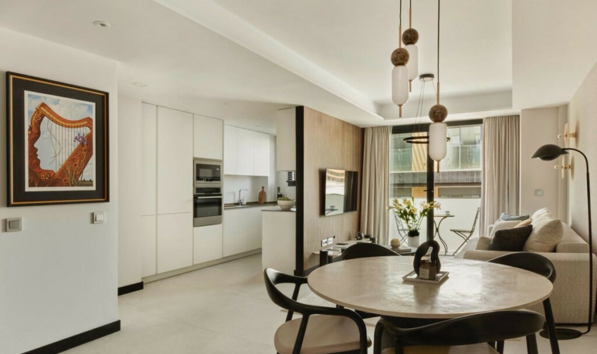 Resale - Apartment -
Marbella