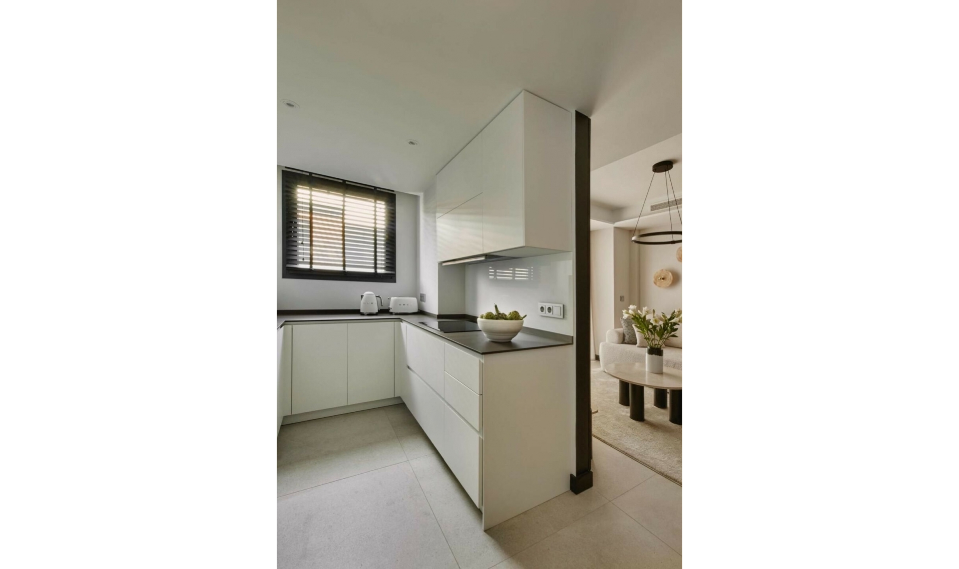 Resale - Apartment -
Marbella