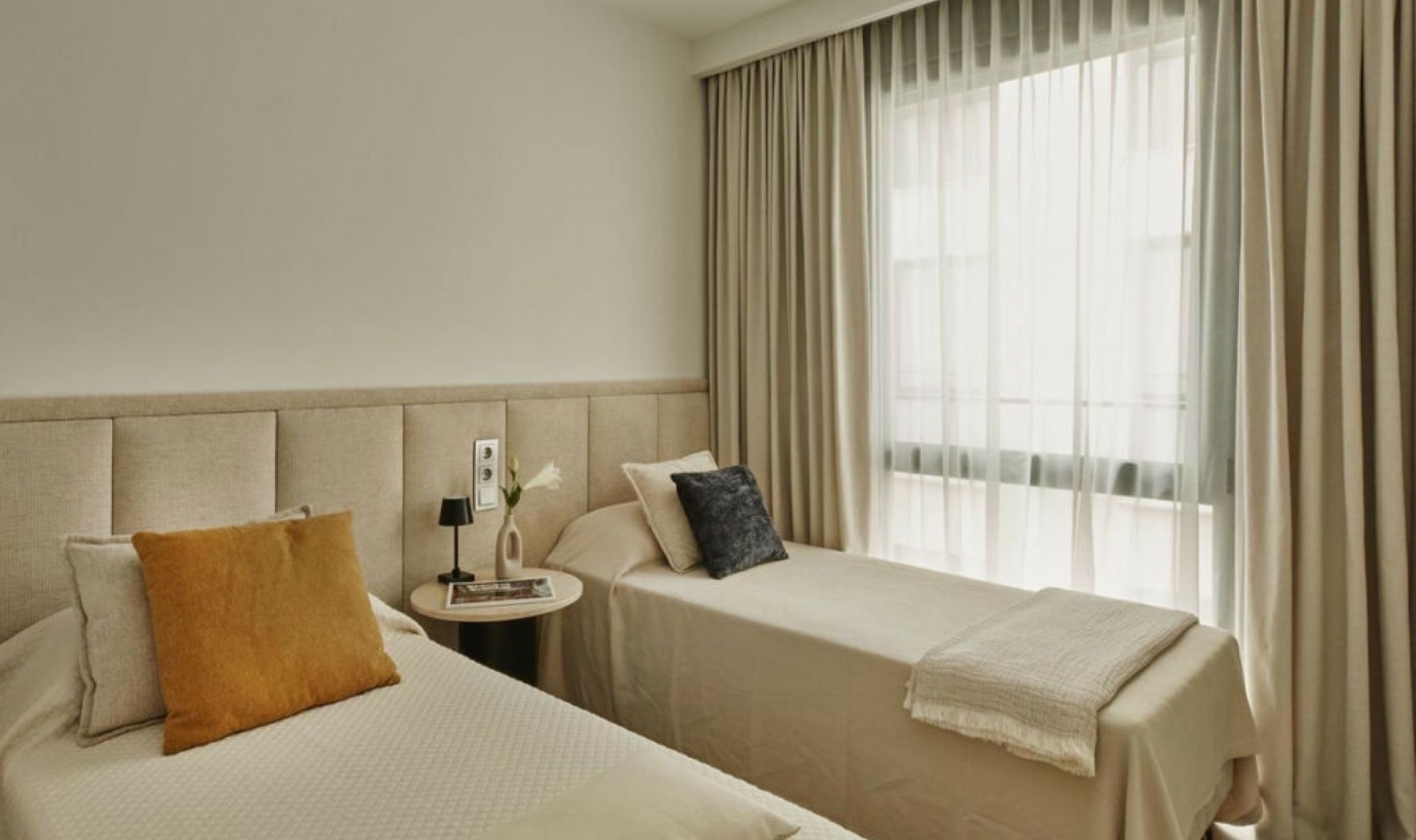 Resale - Apartment -
Marbella