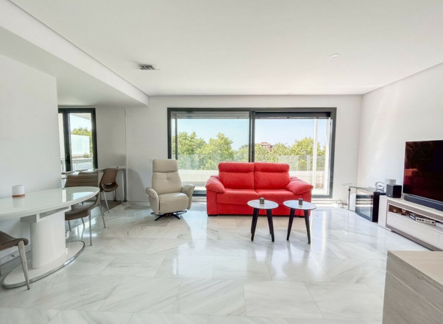 Resale - Apartment -
Marbella