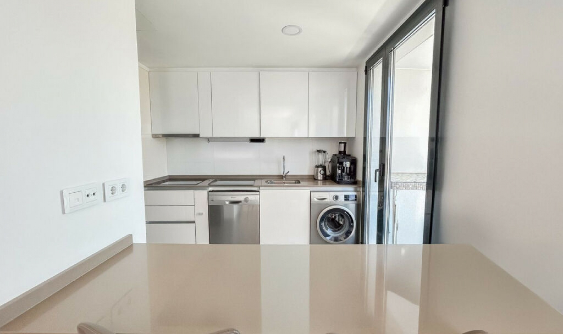 Resale - Apartment -
Marbella