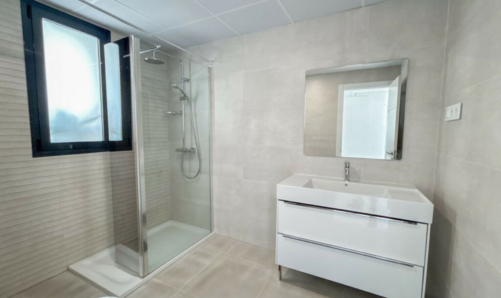 Resale - Apartment -
Marbella