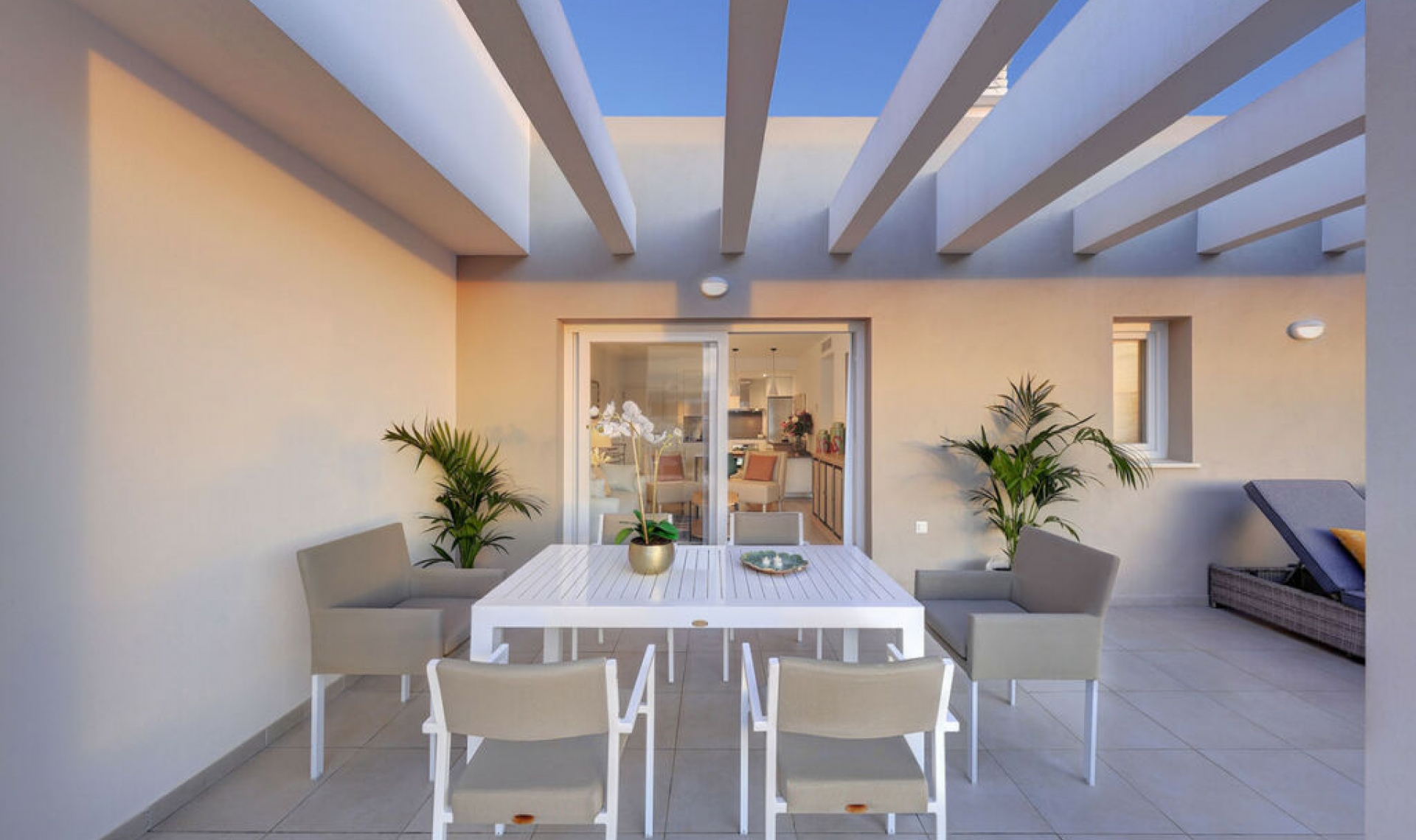 Resale - Apartment -
Marbella