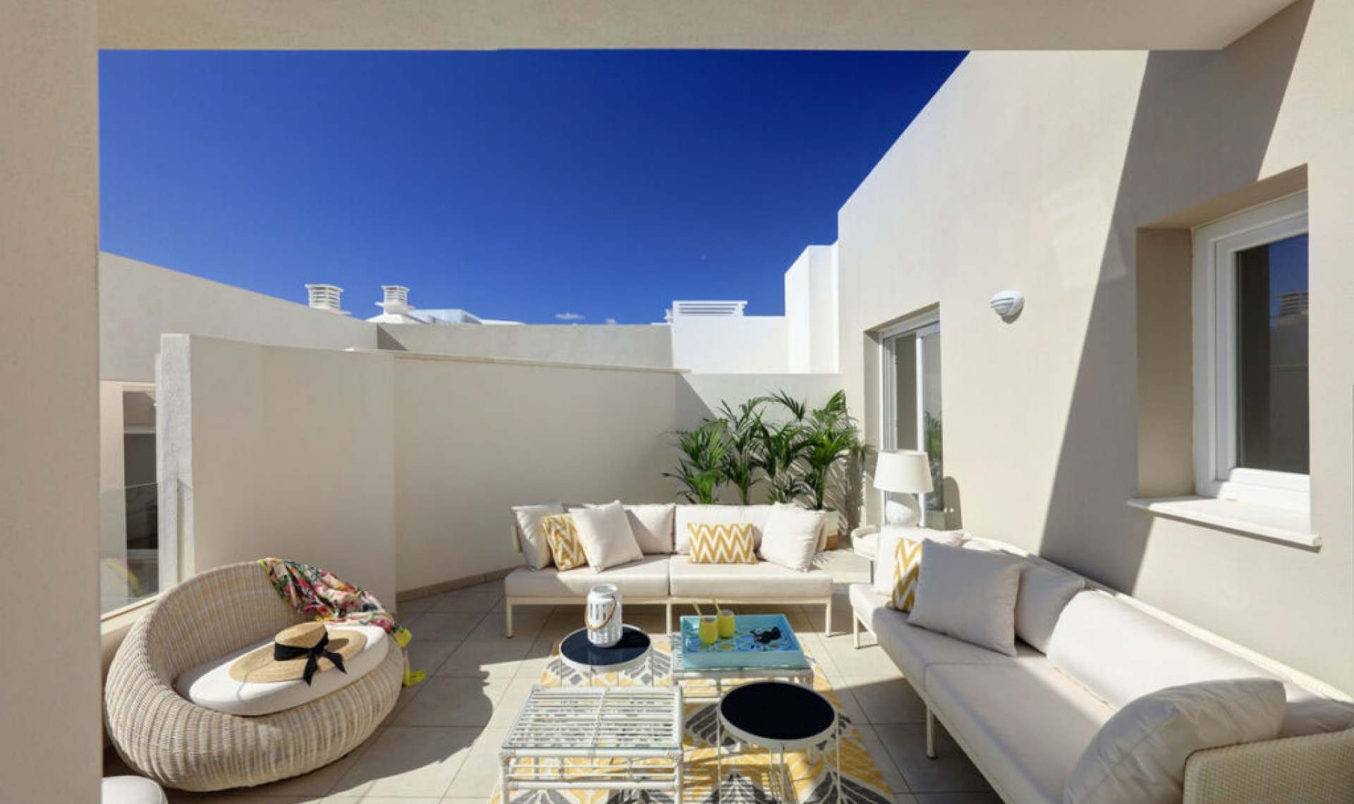 Resale - Apartment -
Marbella