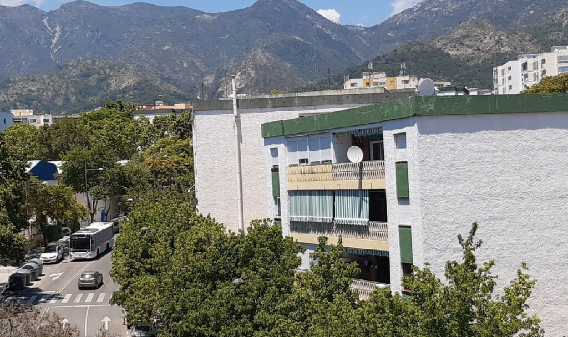 Resale - Apartment -
Marbella