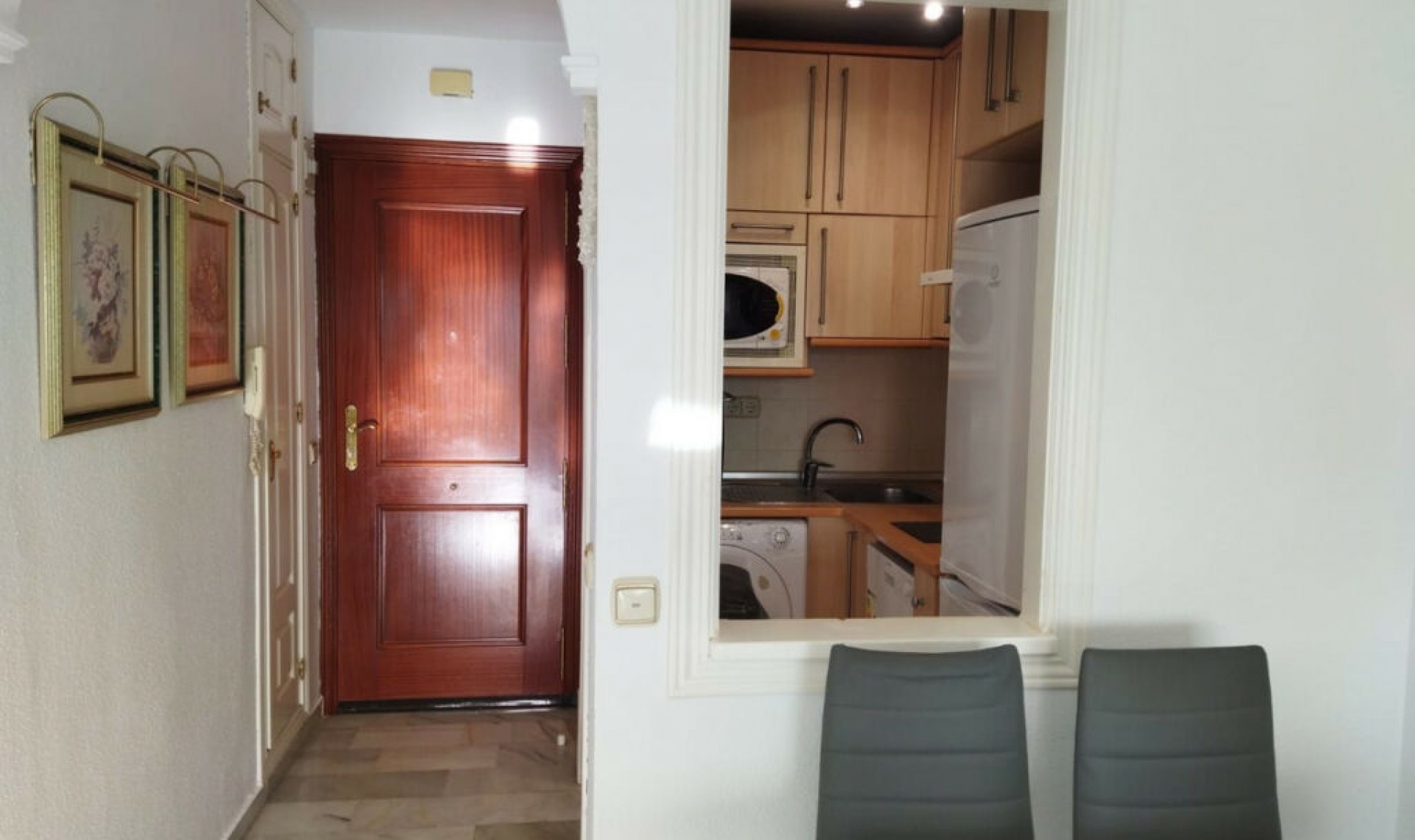 Resale - Apartment -
Marbella