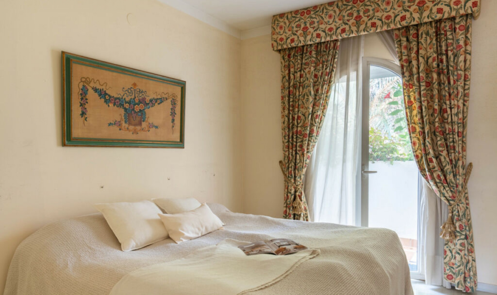 Resale - Apartment -
Marbella