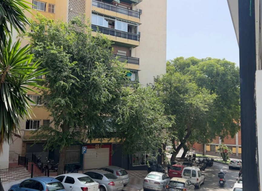 Resale - Apartment -
Marbella
