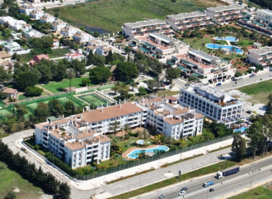 Resale - Apartment -
Marbella