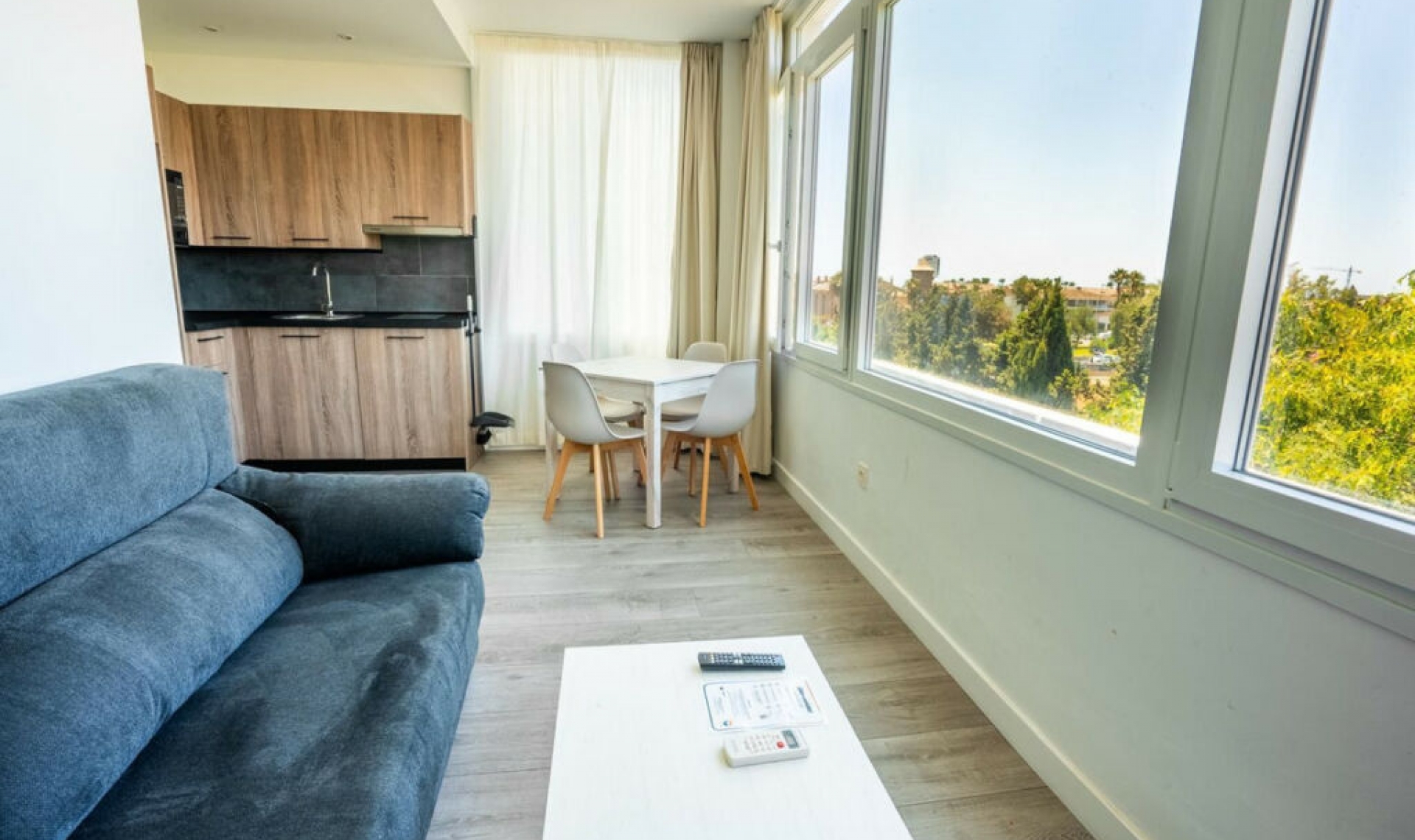 Resale - Apartment -
Marbella