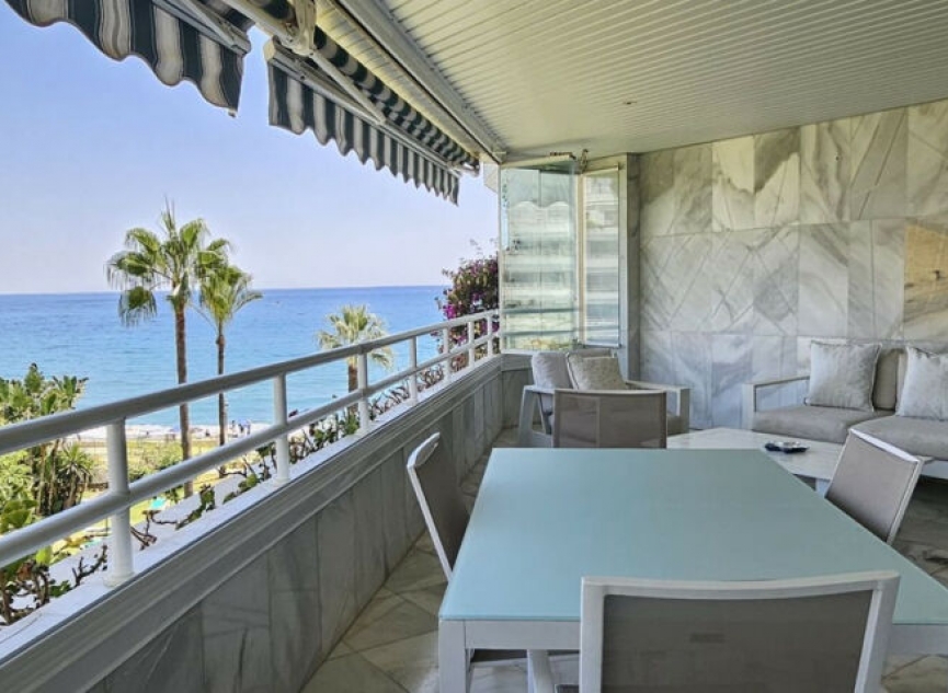 Resale - Apartment -
Marbella