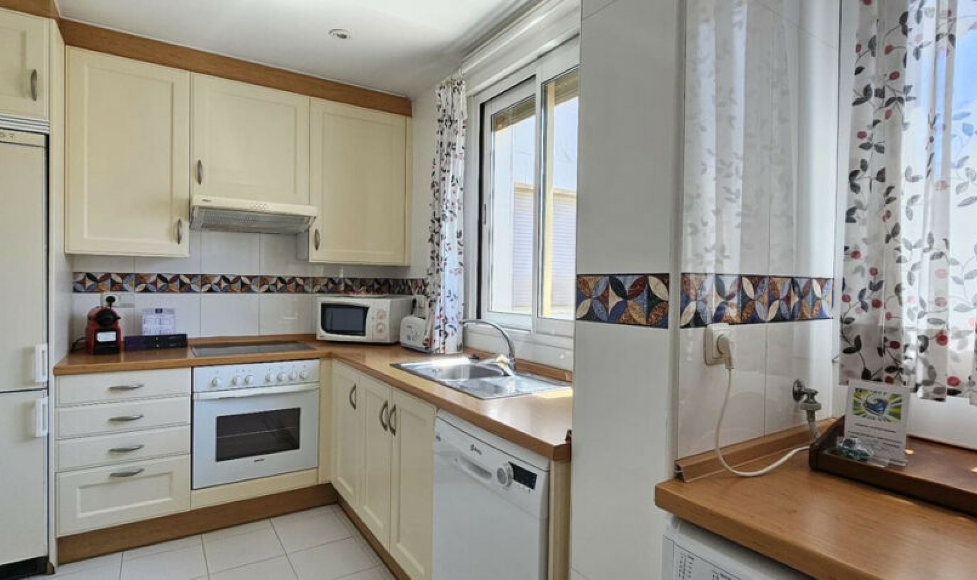 Resale - Apartment -
Marbella