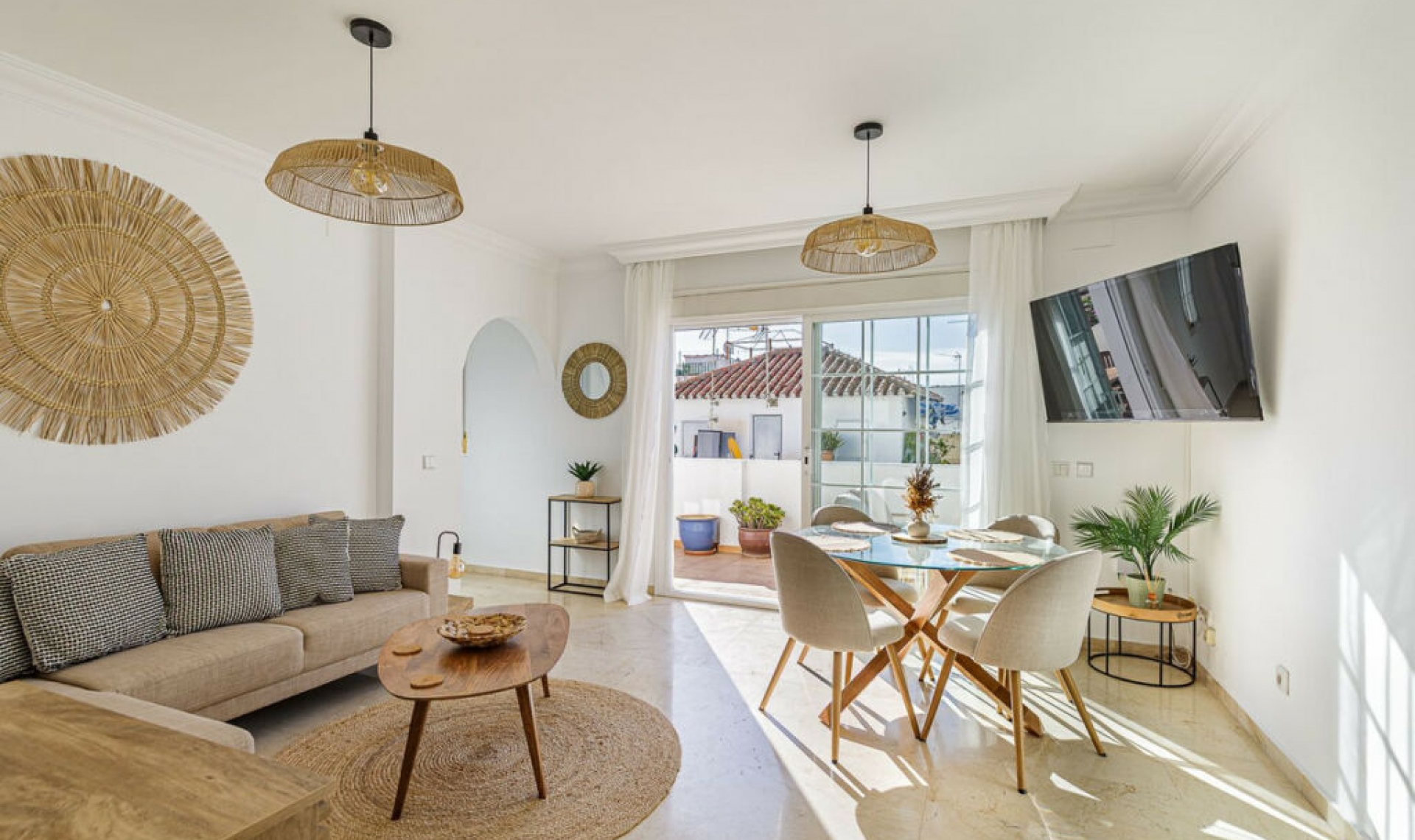 Resale - Apartment -
Marbella