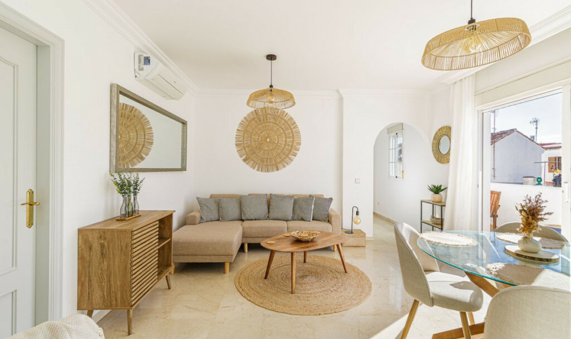 Resale - Apartment -
Marbella