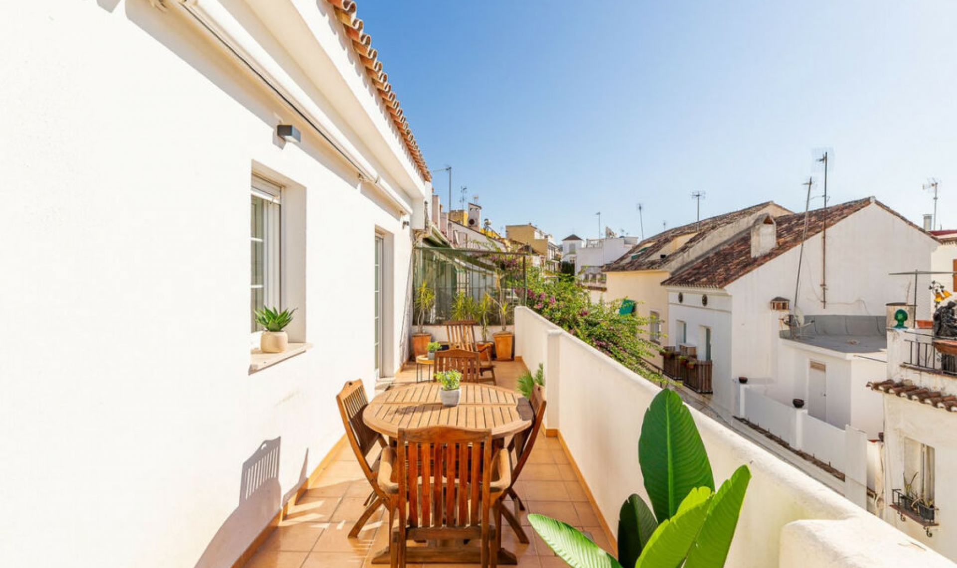 Resale - Apartment -
Marbella