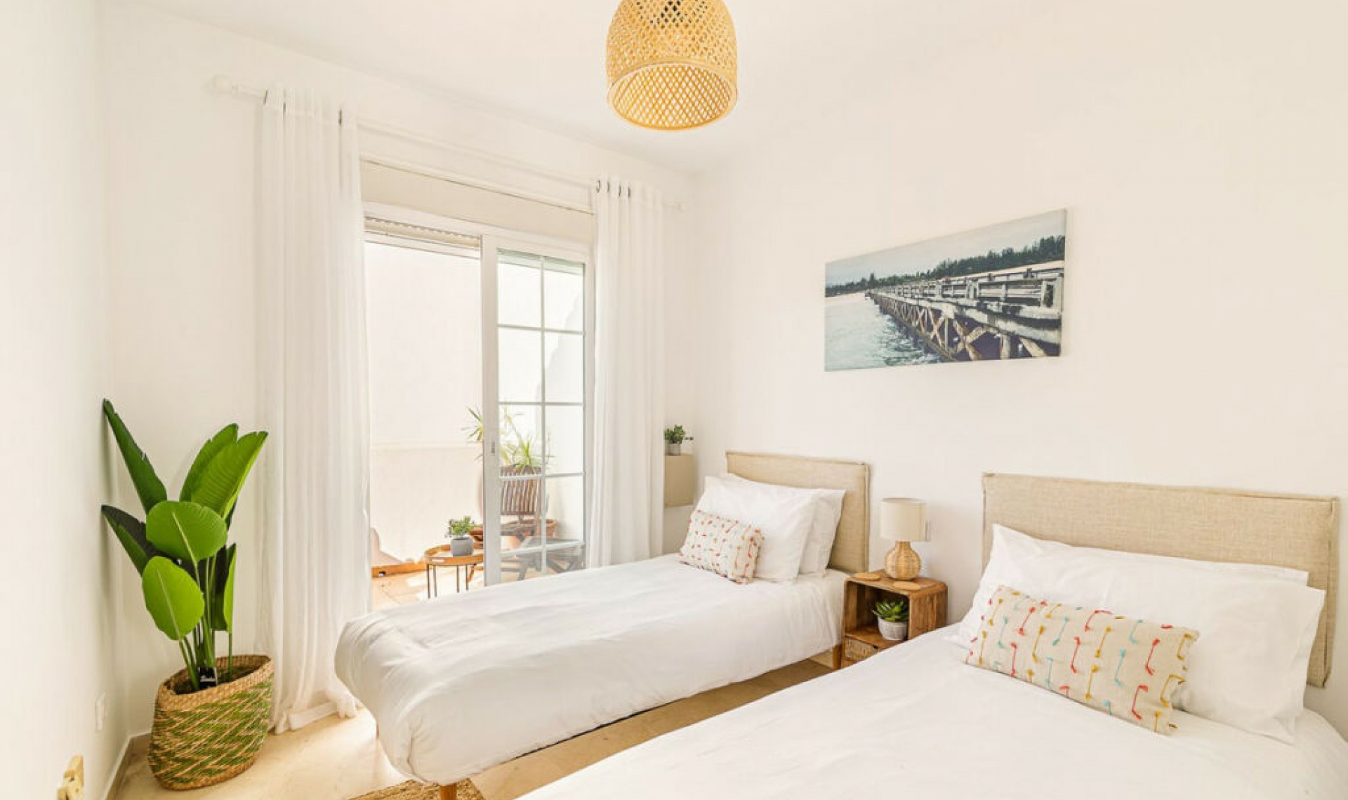 Resale - Apartment -
Marbella