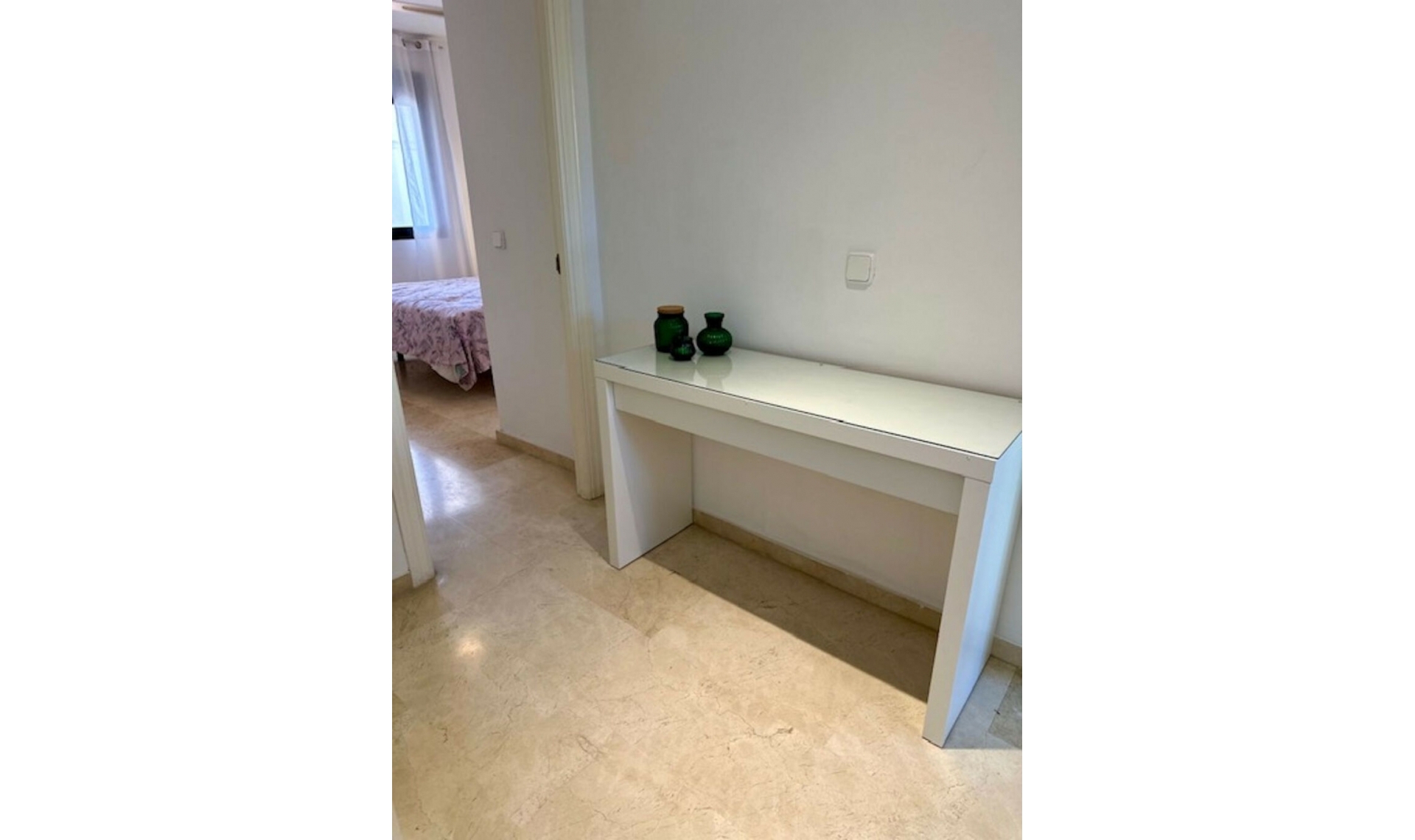 Resale - Apartment -
Marbella