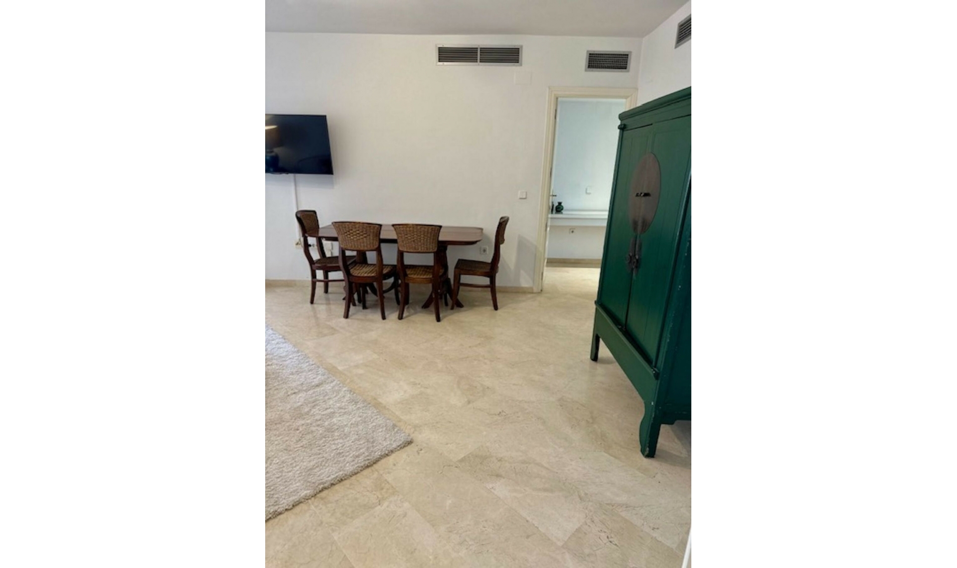 Resale - Apartment -
Marbella
