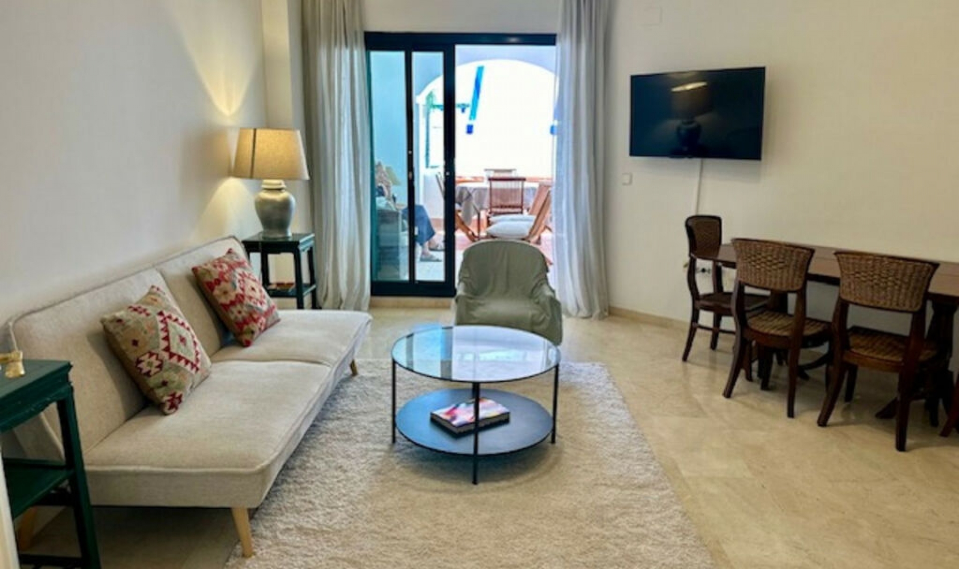 Resale - Apartment -
Marbella