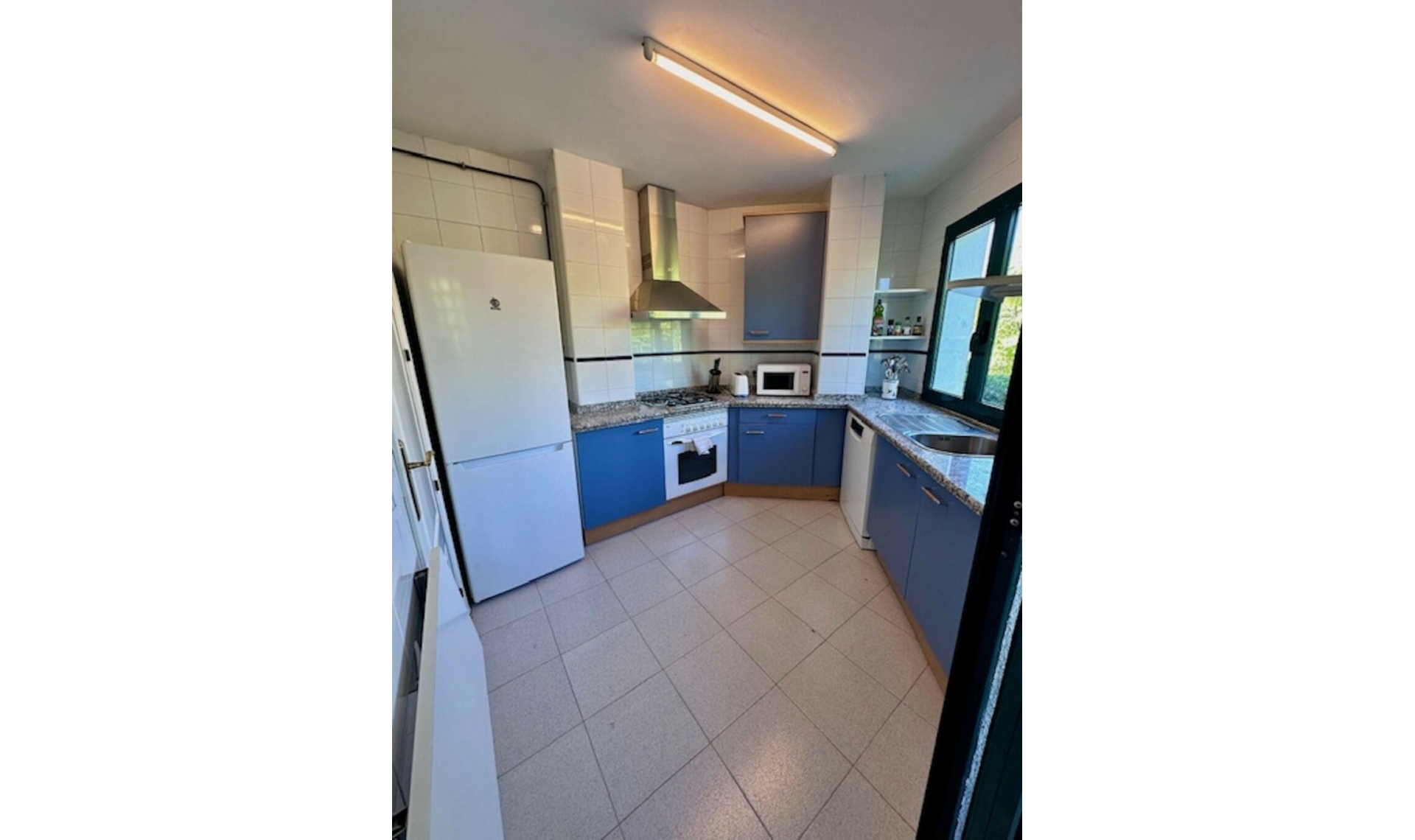 Resale - Apartment -
Marbella