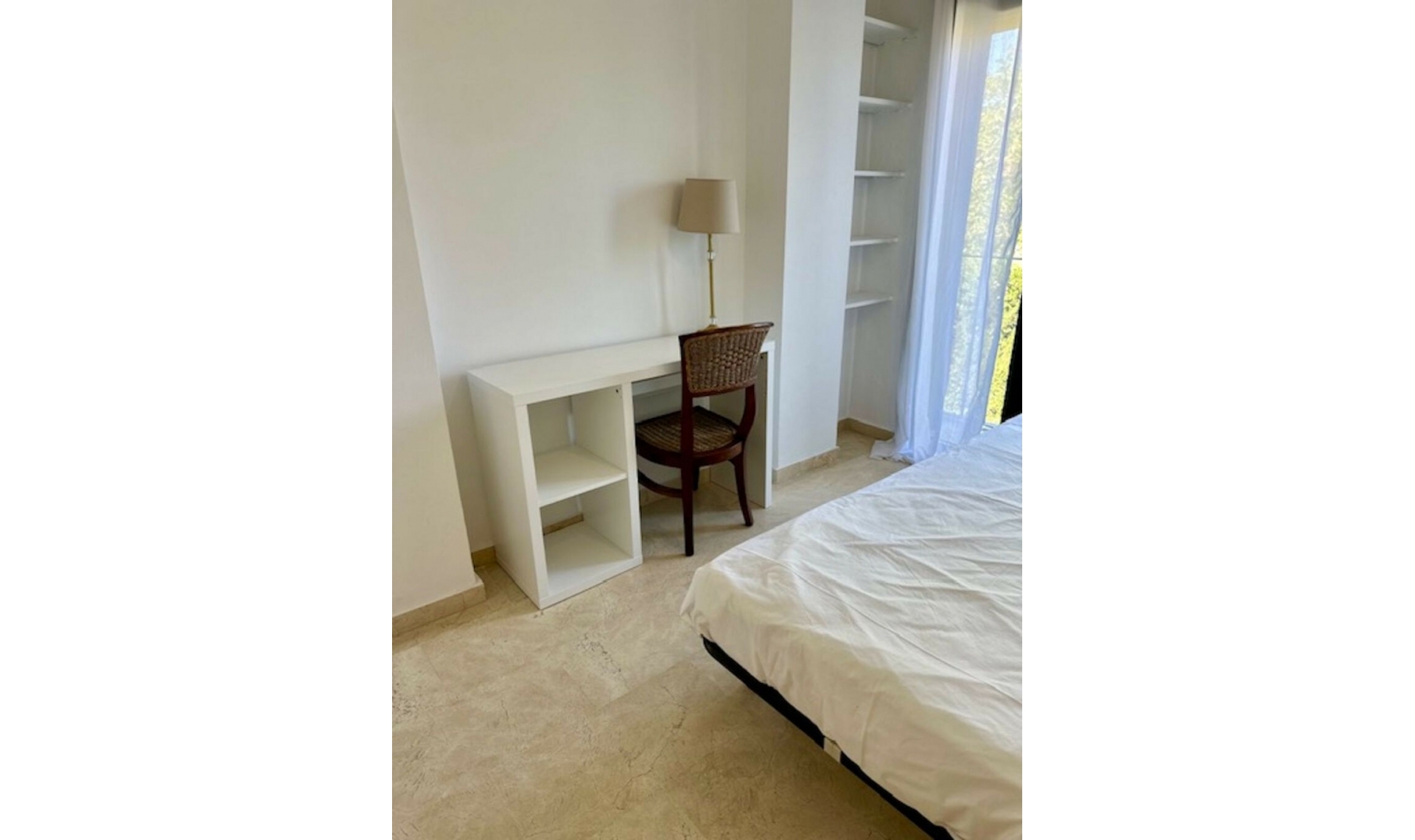 Resale - Apartment -
Marbella
