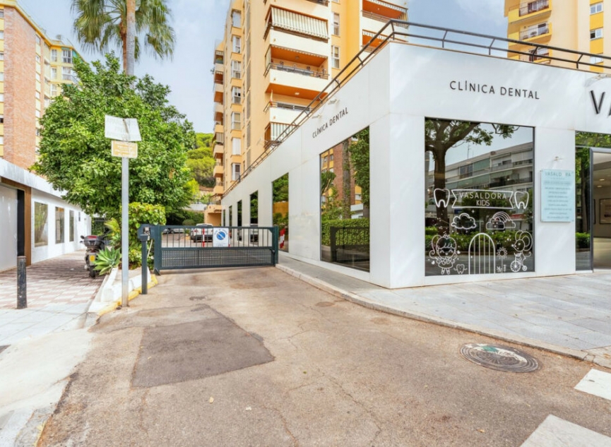 Resale - Apartment -
Marbella