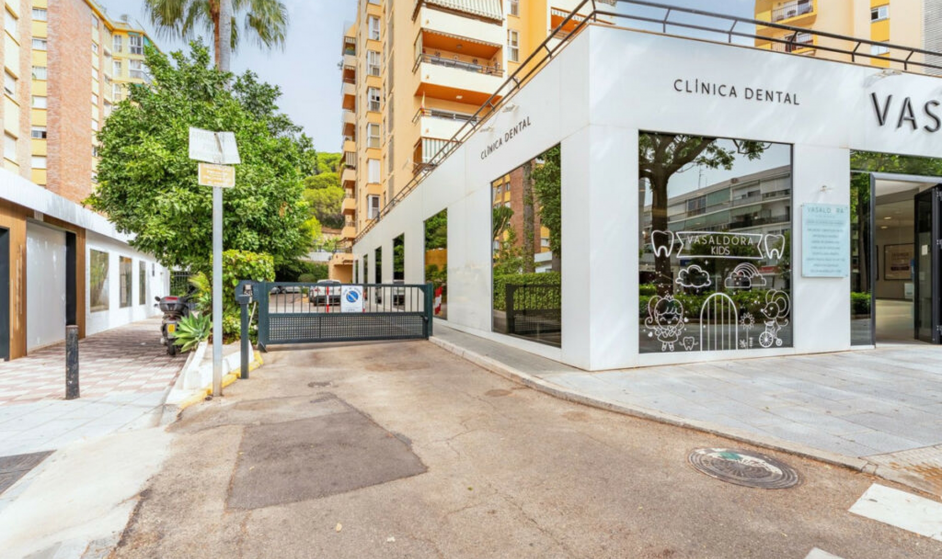 Resale - Apartment -
Marbella