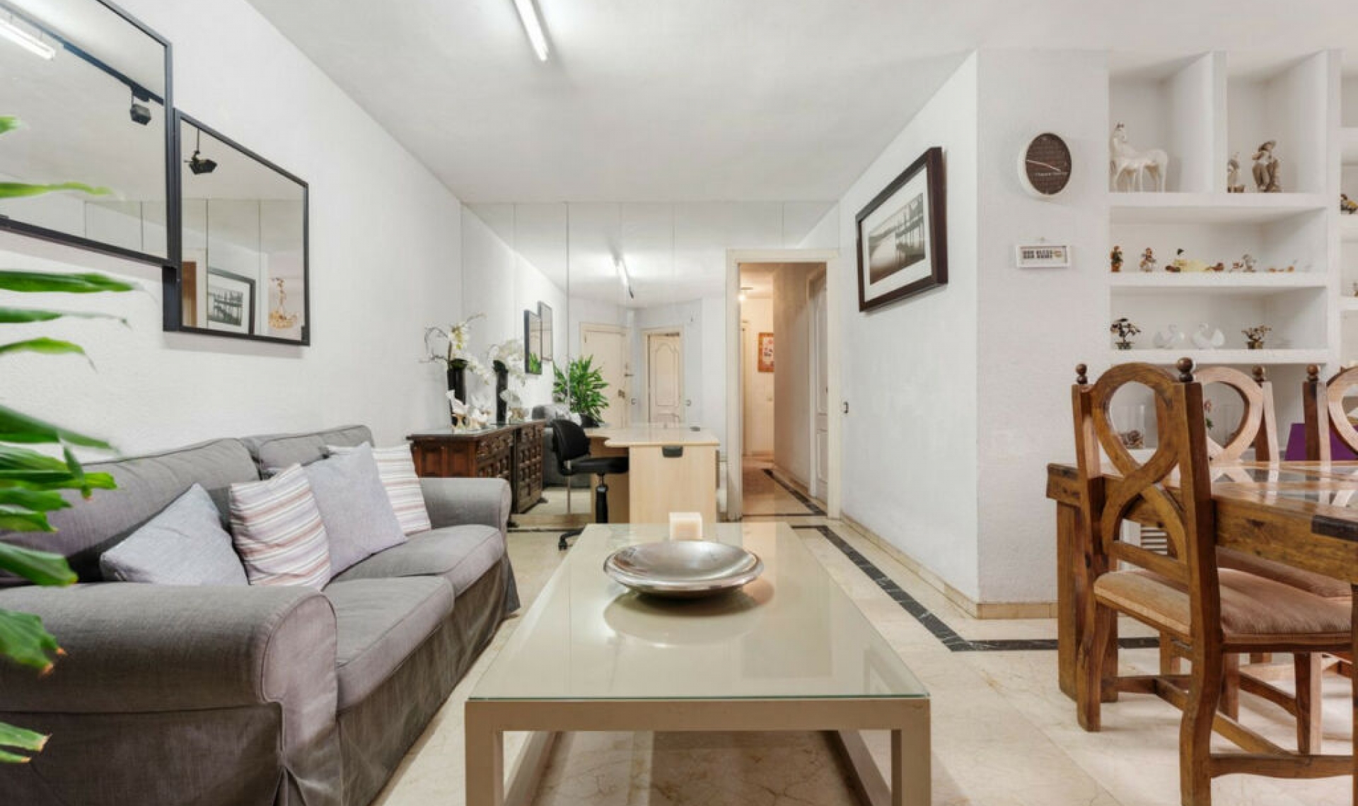 Resale - Apartment -
Marbella