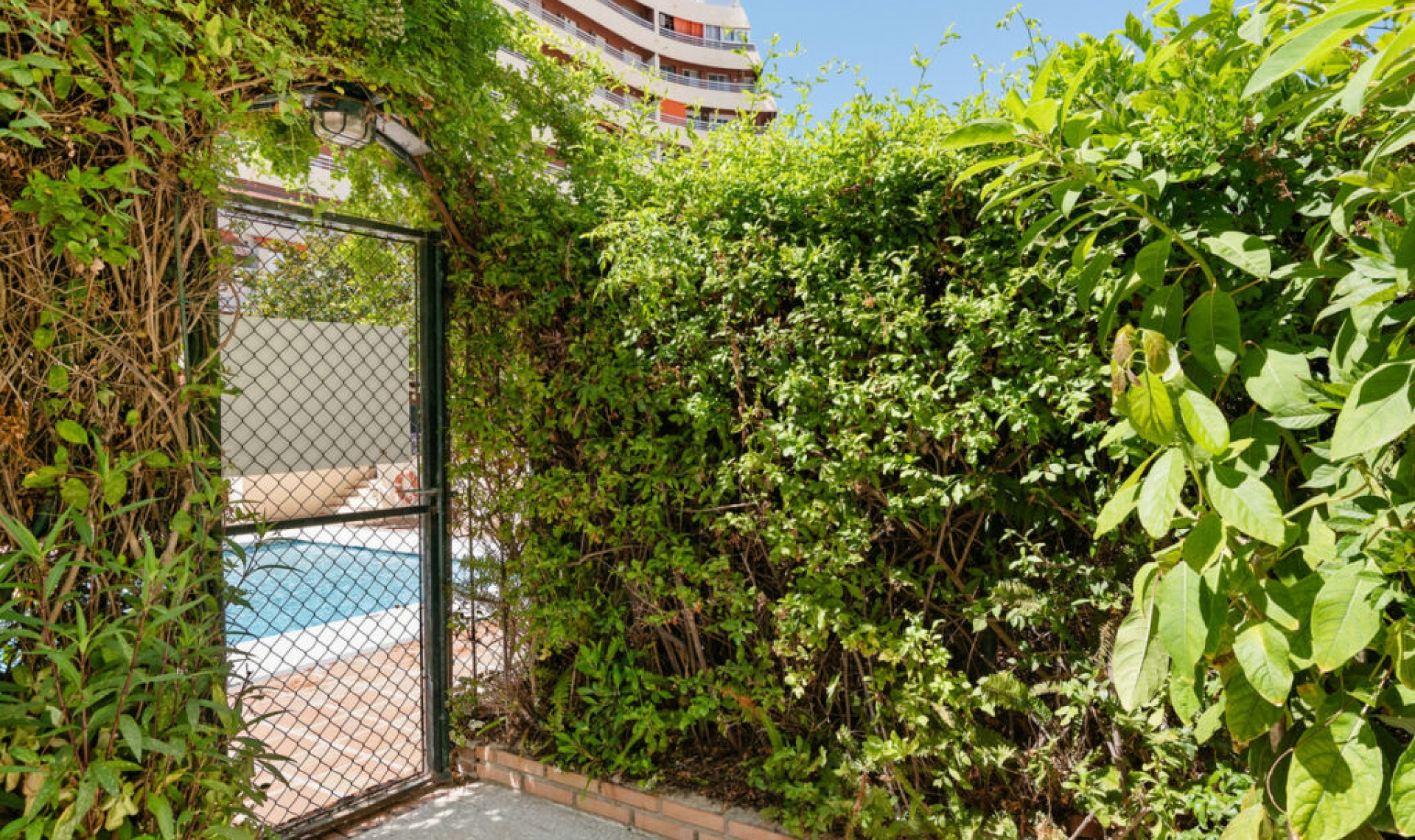 Resale - Apartment -
Marbella