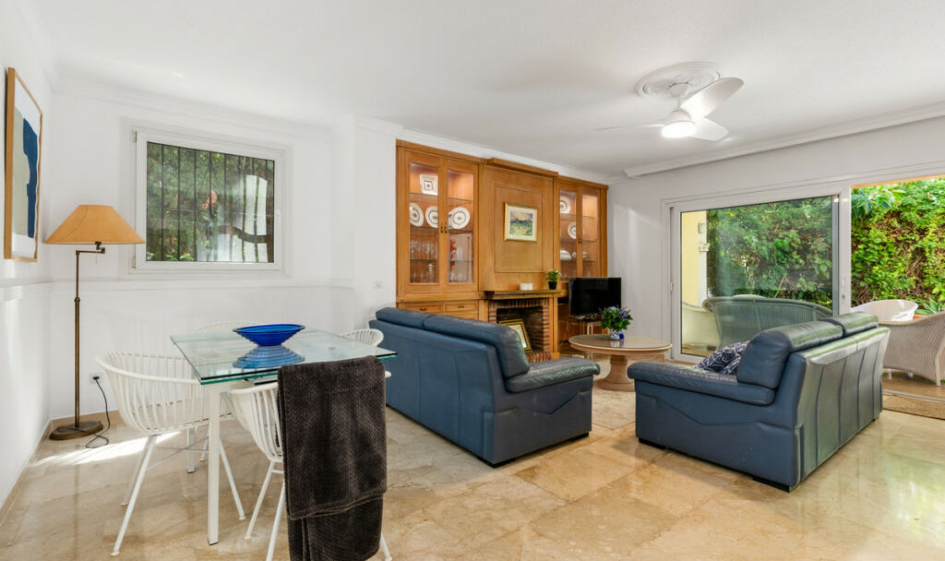Resale - Apartment -
Marbella
