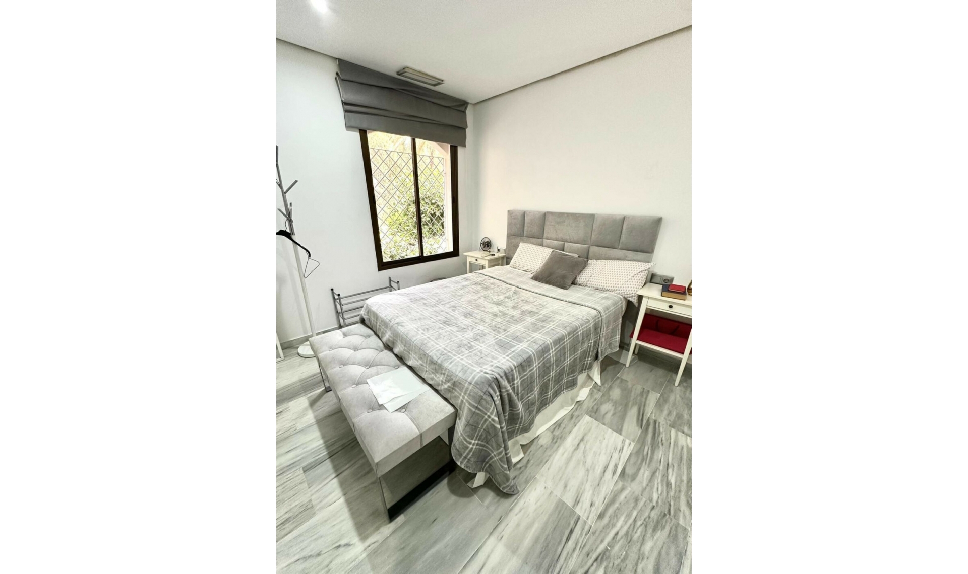 Resale - Apartment -
Marbella