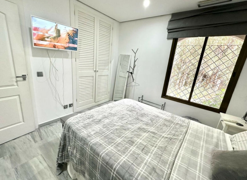 Resale - Apartment -
Marbella