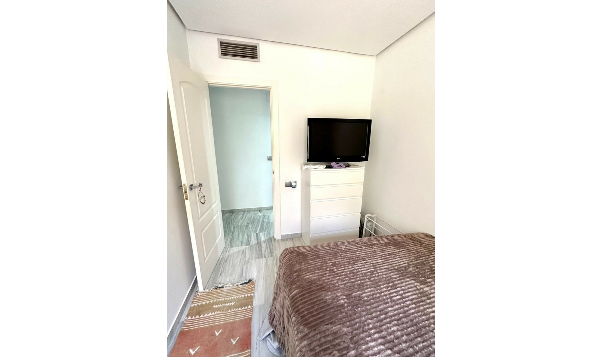 Resale - Apartment -
Marbella