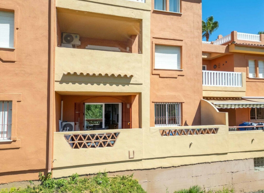 Resale - Apartment -
Marbella